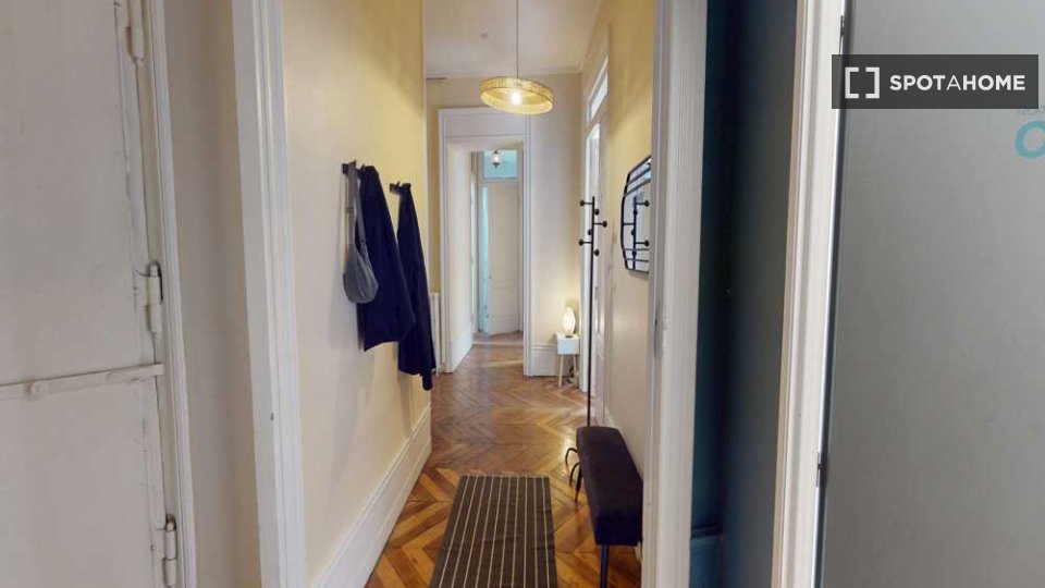 Camera doppia Lione, 7 camere, 240m² — foto 19