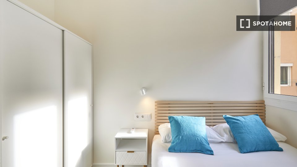 Apartment Barcelona, 2 beds — photo 16