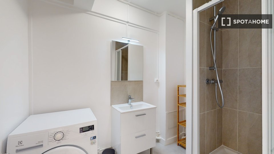 Double room Paris, 15 beds — photo 16