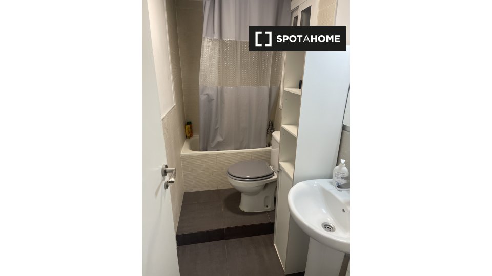 Apartment Madrid, 1 bed, 35m² — photo 8