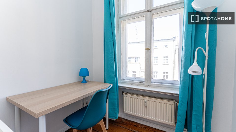 Double room Berlin, 2 beds — photo 23