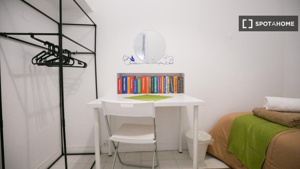 Double room Lisbon, 20 beds — photo 30