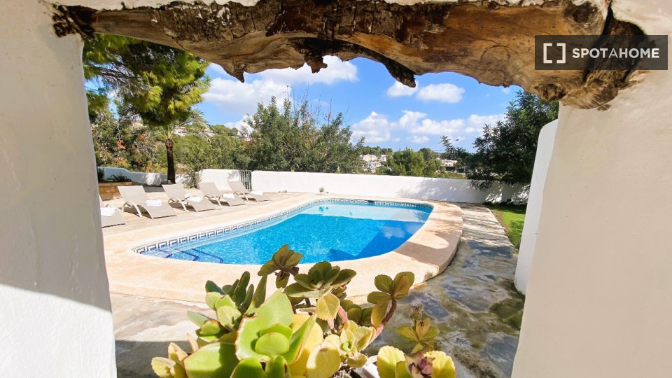Apartment Alicante, 7 beds, 240m² — photo 11