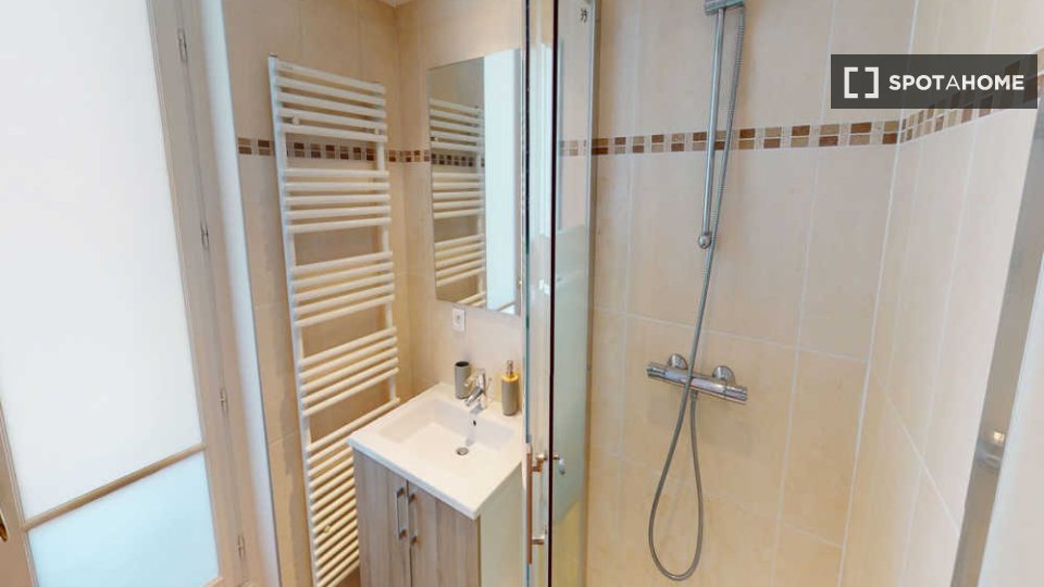 Double room Paris, 4 beds, 100m² — photo 11