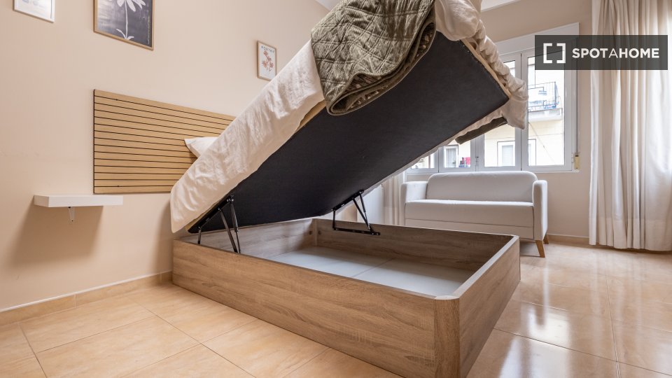 Double room Granada, 6 beds — photo 13
