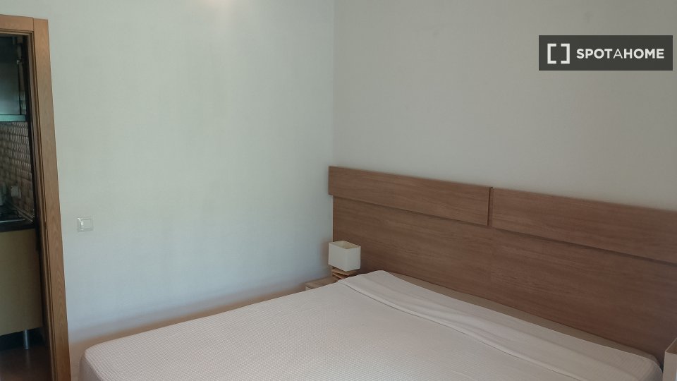 Apartment Madrid, 2 beds, 66m² — photo 3
