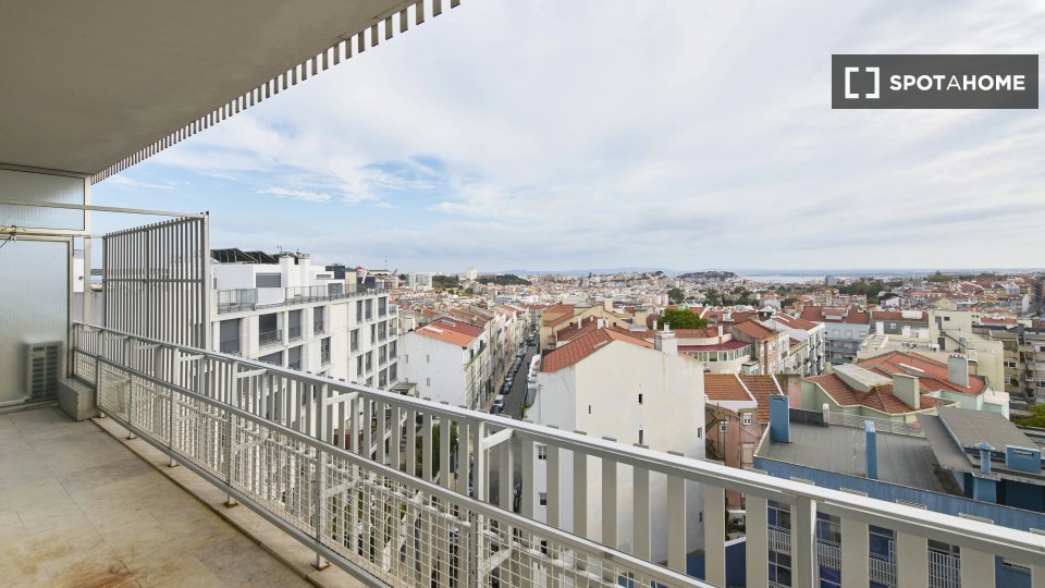 Double room Lisbon, 9 beds — photo 15