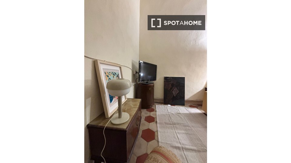 Double room Naples, 2 beds — photo 4