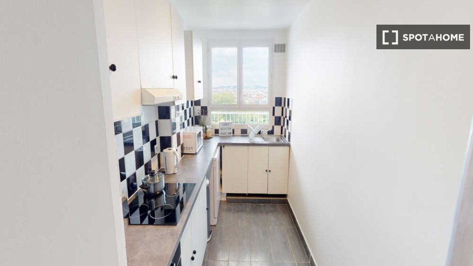 Double room Paris, 4 beds, 80m² — photo 9