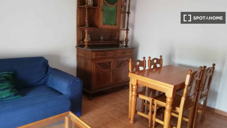 Double room Valencia, 3 beds — photo 5