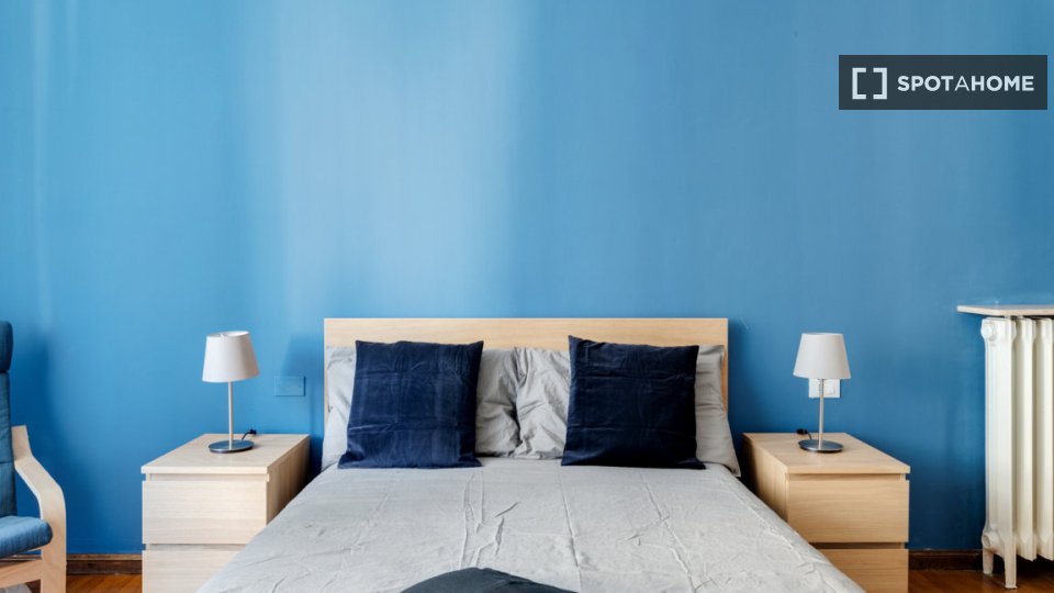 Double room Milan, 14 beds, 369m² — photo 2