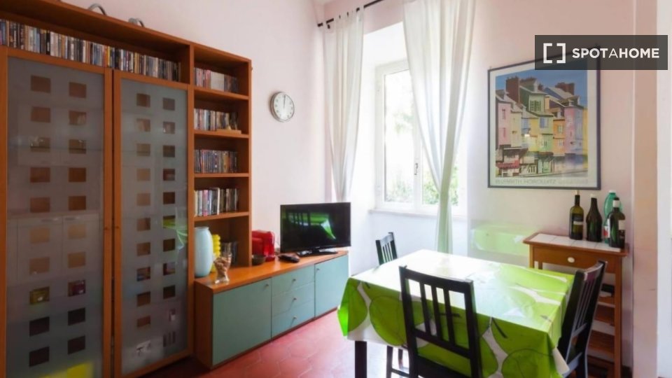 Apartment Rome, 2 beds — photo 4