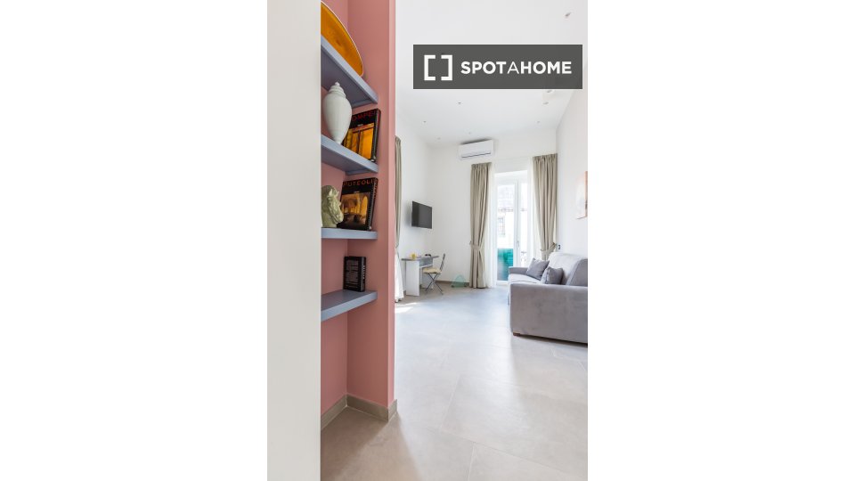 Apartment Naples, 1 bed — photo 12