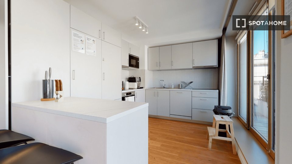 Apartment Paris, 5 beds — photo 8