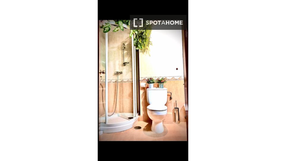 Apartment Madrid, 4 beds — photo 17