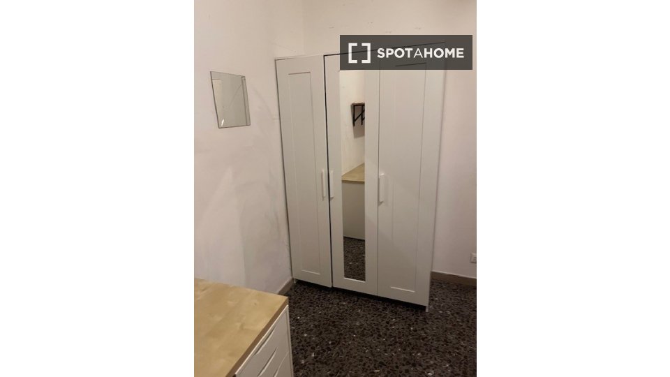 Double room Florence, 4 beds, 110m² — photo 18