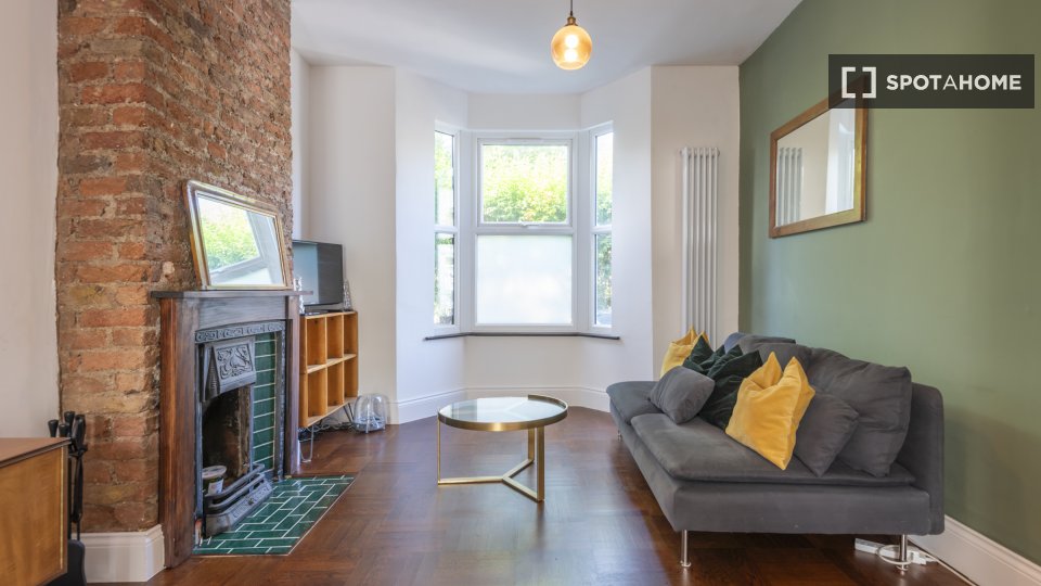 Apartment London, 4 beds — photo 4