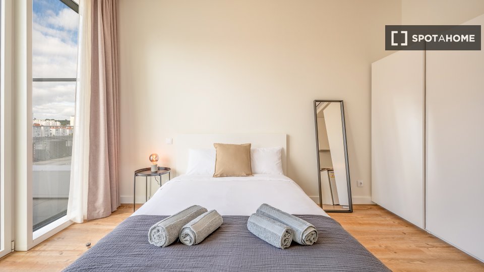 Apartment mono Lisbon, 19m² — photo 1