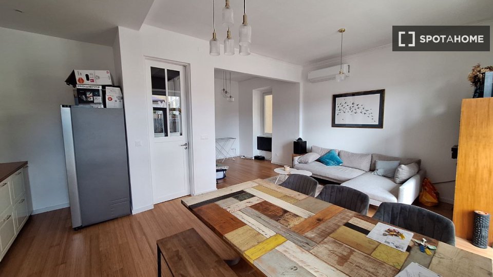Apartment Lisbon, 3 beds, 125m² — photo 6