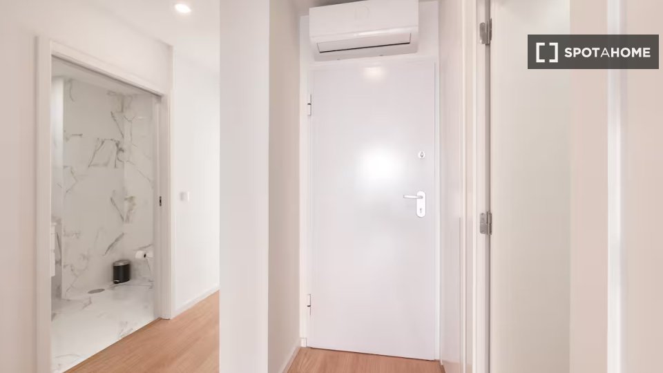 Apartment Porto, 2 beds, 63m² — photo 7