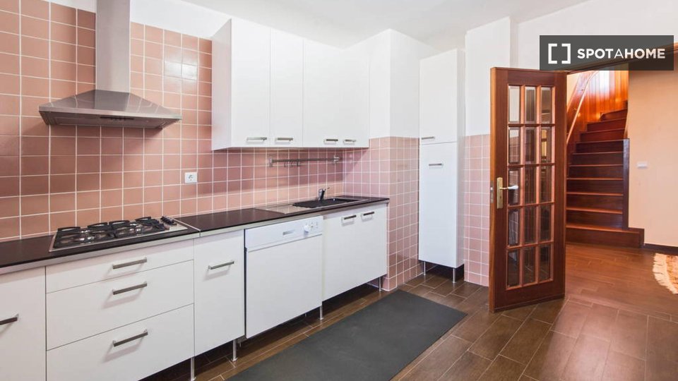 Double room Porto, 3 beds, 155m² — photo 3