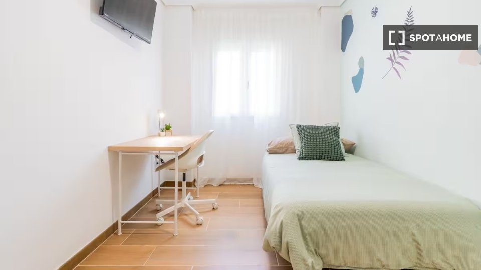 Apartment Valencia, 3 beds — photo 4