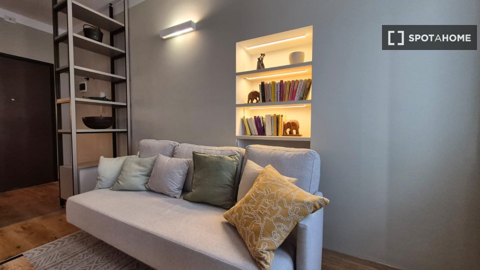 Apartment Milan, 1 bed, 53m² — photo 2