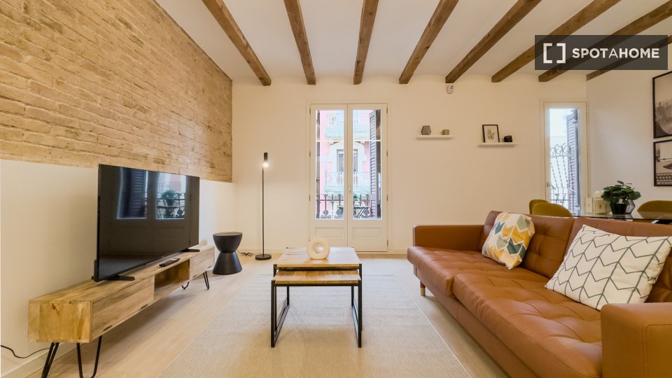 Apartment Barcelona, 2 beds, 74m² — photo 65