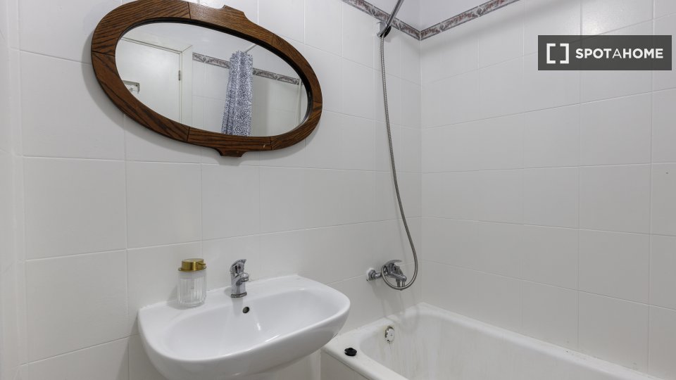 Apartment mono Lisbon, 35m² — photo 7