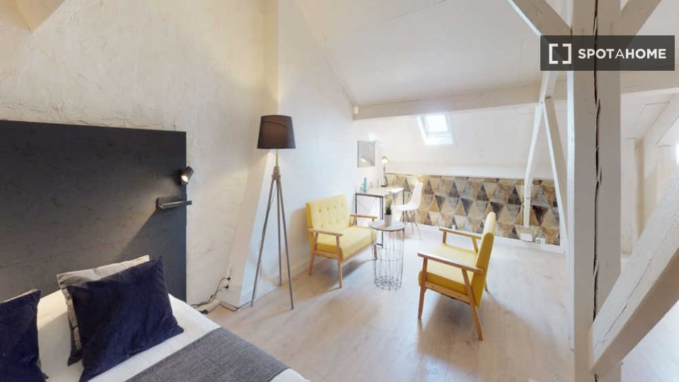 Double room Paris, 5 beds, 120m² — photo 14