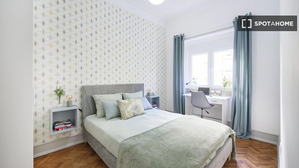Double room Lisbon, 7 beds — photo 10