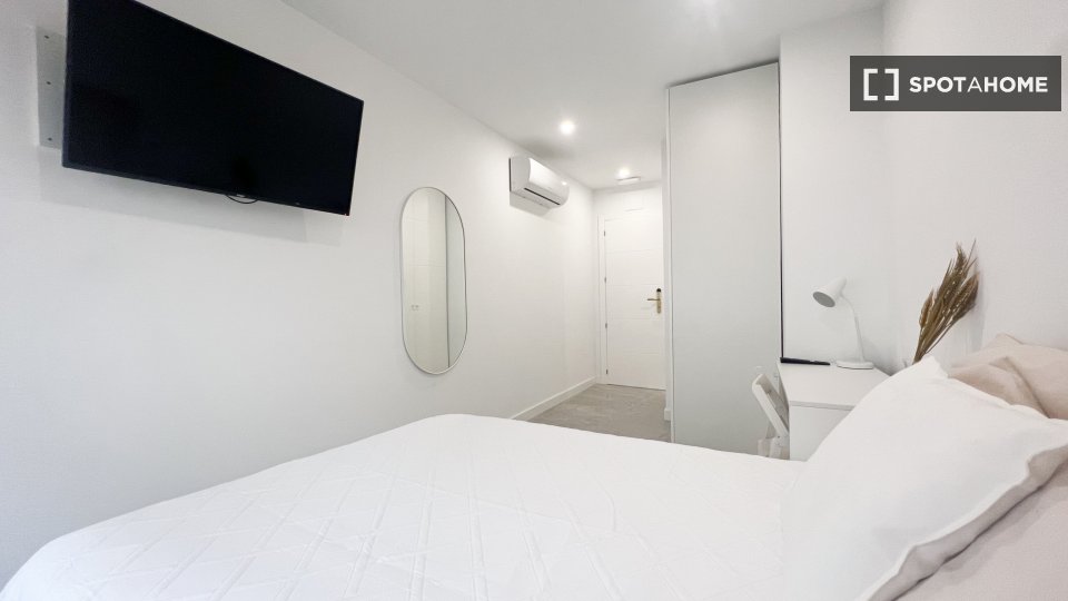 Apartment Madrid, 1 bed — photo 5