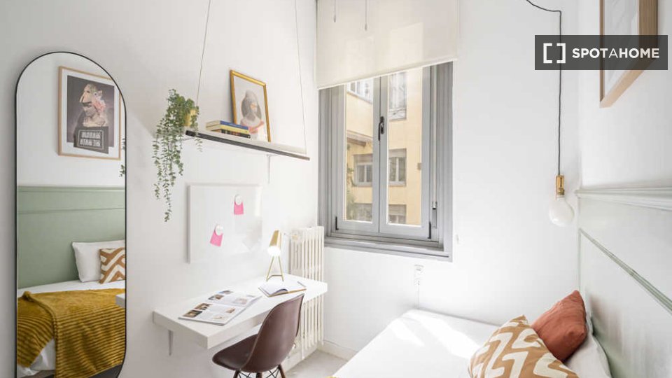 Double room Madrid, 67 beds — photo 73