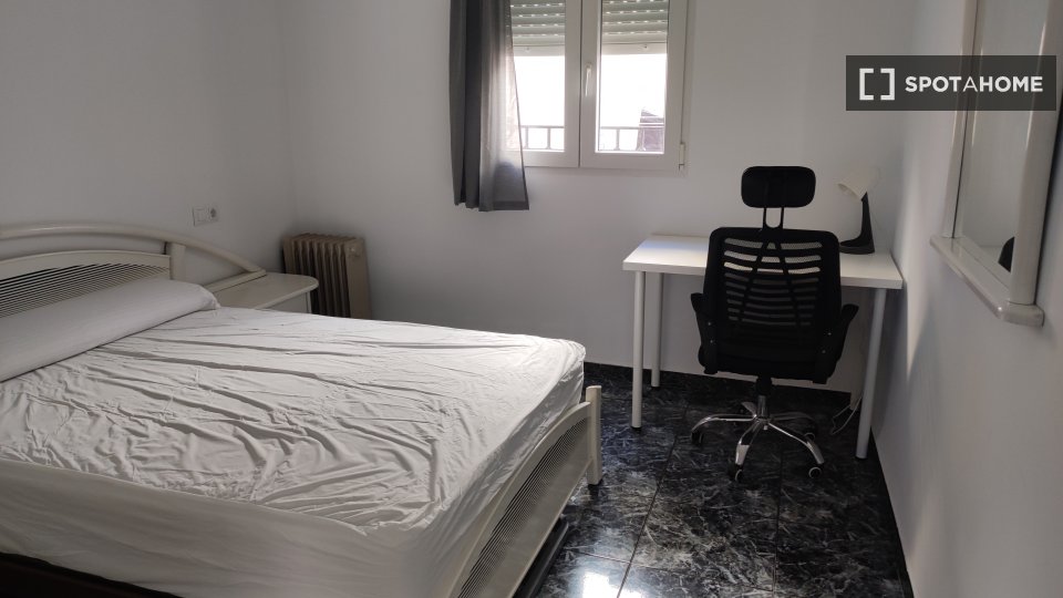 Apartment Granada, 3 beds, 65m² — photo 19