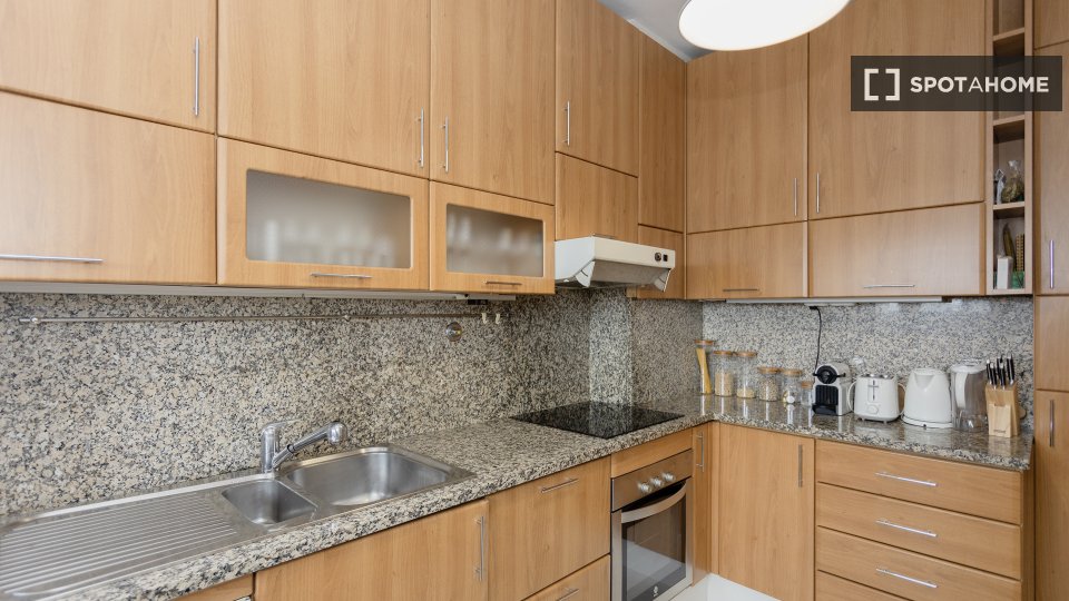 Apartment Porto, 3 beds, 140m² — photo 3