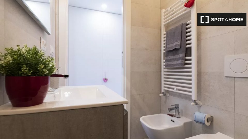 Apartment Milan, 1 bed, 36m² — photo 15