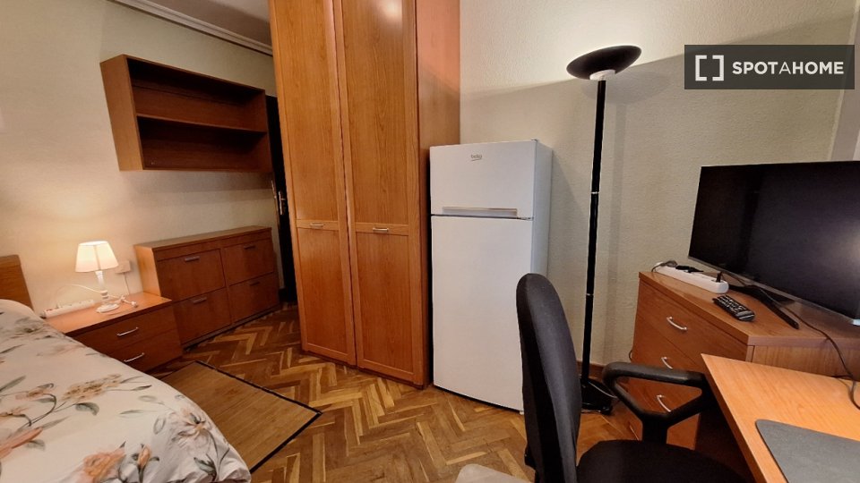 Double room Salamanca, 5 beds — photo 31