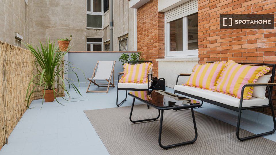 Double room Barcelona, 8 beds, 220m² — photo 26
