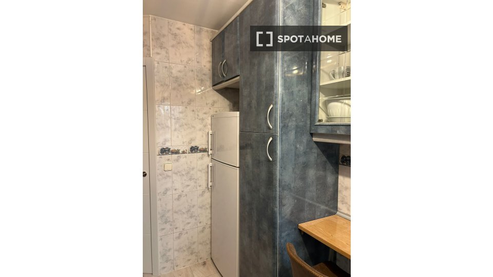 Double room Madrid, 5 beds — photo 3