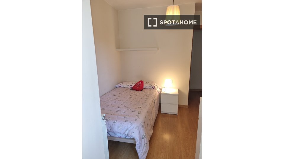 Double room Zaragoza, 4 beds, 136m² — photo 38