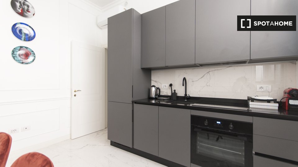 Apartment Milan, 2 beds, 62m² — photo 14
