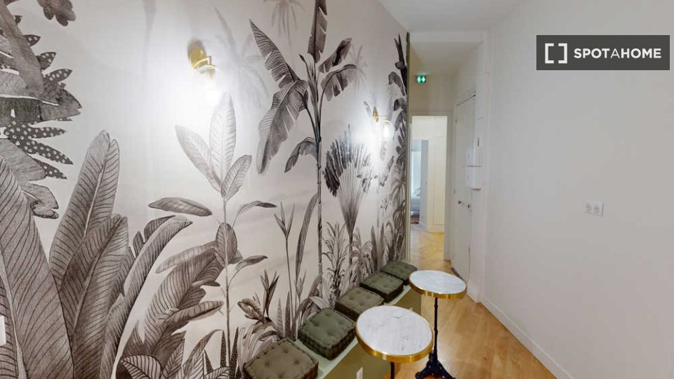 Double room Paris, 9 beds, 220m² — photo 6