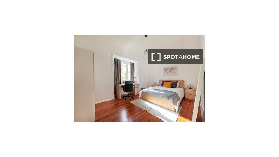 Double room Lisbon, 4 beds — photo 1
