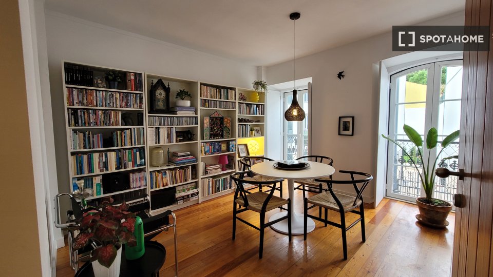 Apartment mono Lisbon, 61m² — photo 33