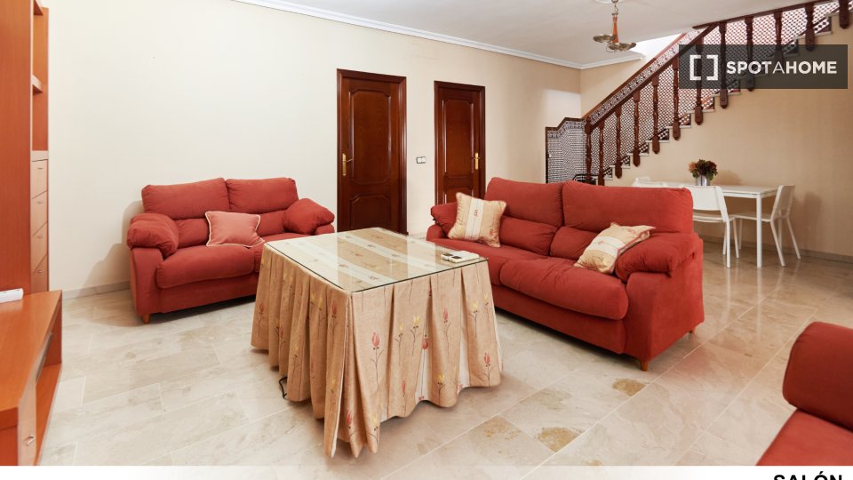 Double room Seville, 4 beds — photo 60