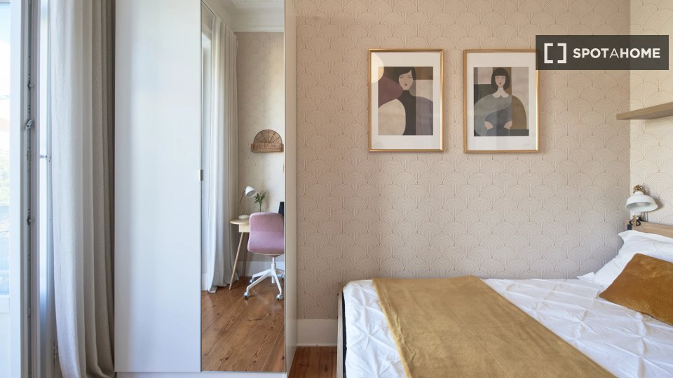 Double room Lisbon, 7 beds — photo 13