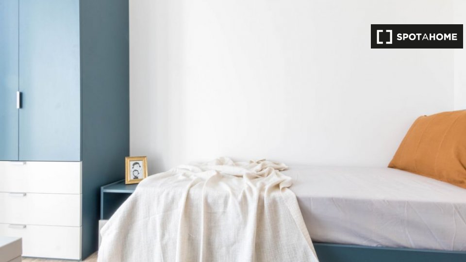 Double room Milan, 3 beds — photo 16
