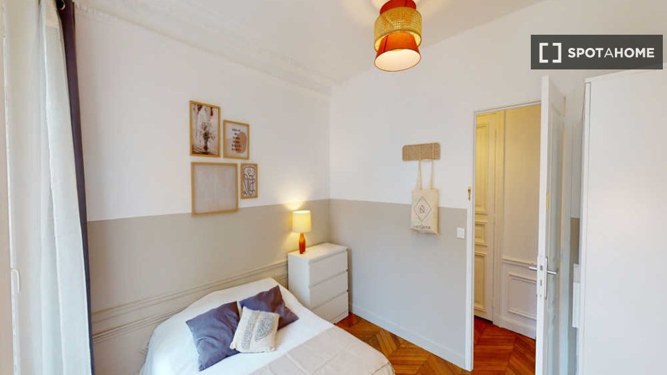 Double room Paris, 4 beds, 90m² — photo 21