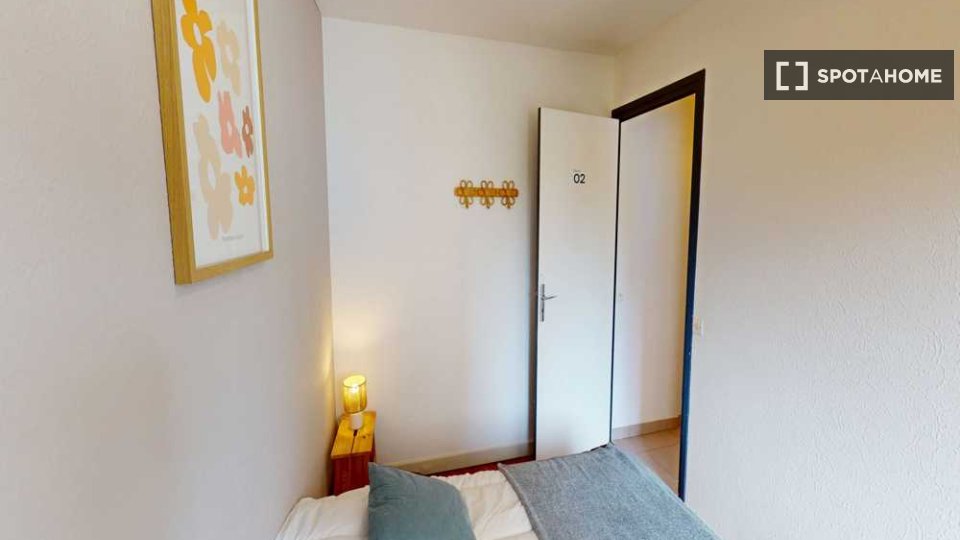 Double room Lyon, 4 beds, 80m² — photo 3