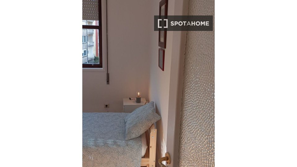 Double room Porto, 5 beds, 180m² — photo 7